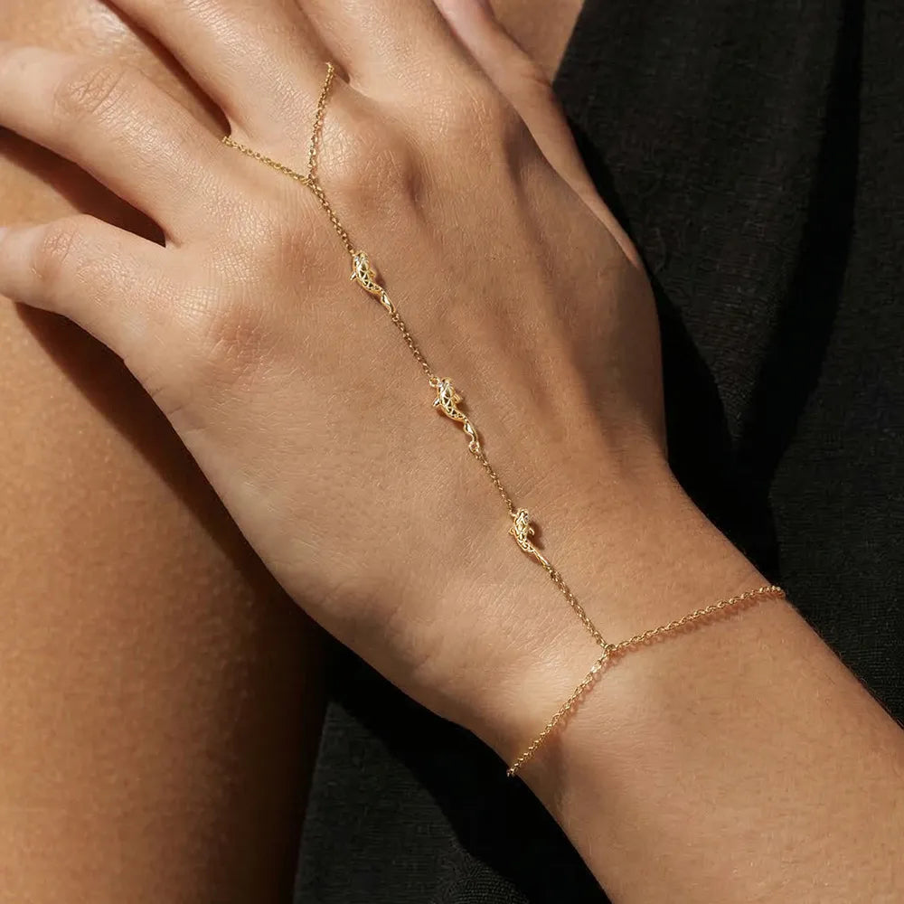 Hand Chain in 925 Sterling Silver with 18K Gold Plating and Three Openwork Goldfish in Motion