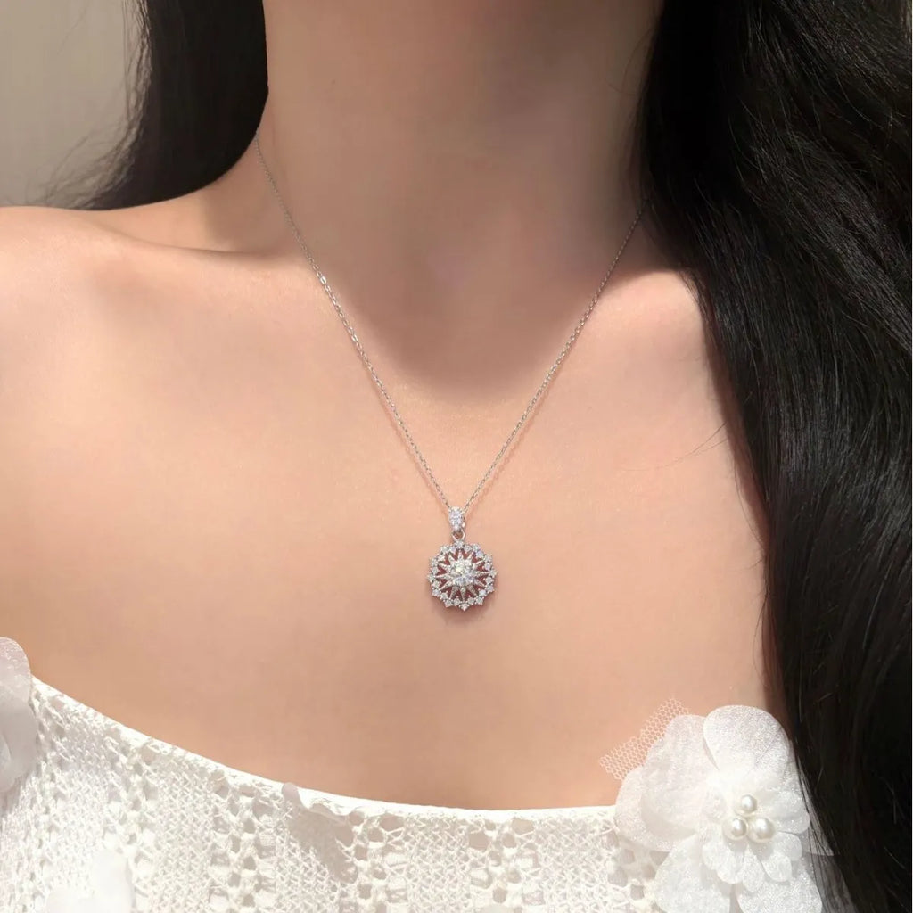 Snowflake Necklace with Openwork Star Wheel and Moissanite Center in 925 Sterling Silver