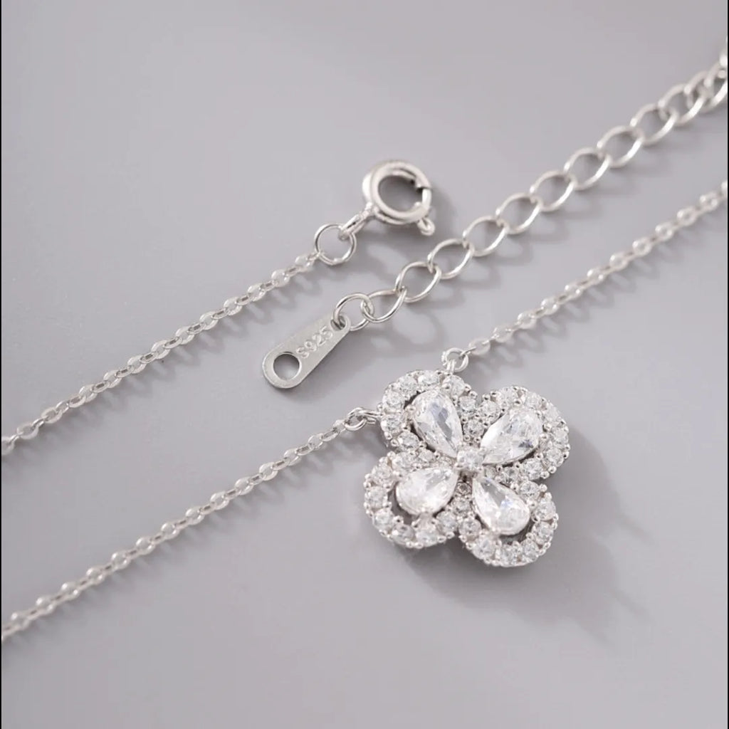 Clover Choker Necklace 925 Sterling Silver Four Pear-Shaped Cubic Zirconia Stones